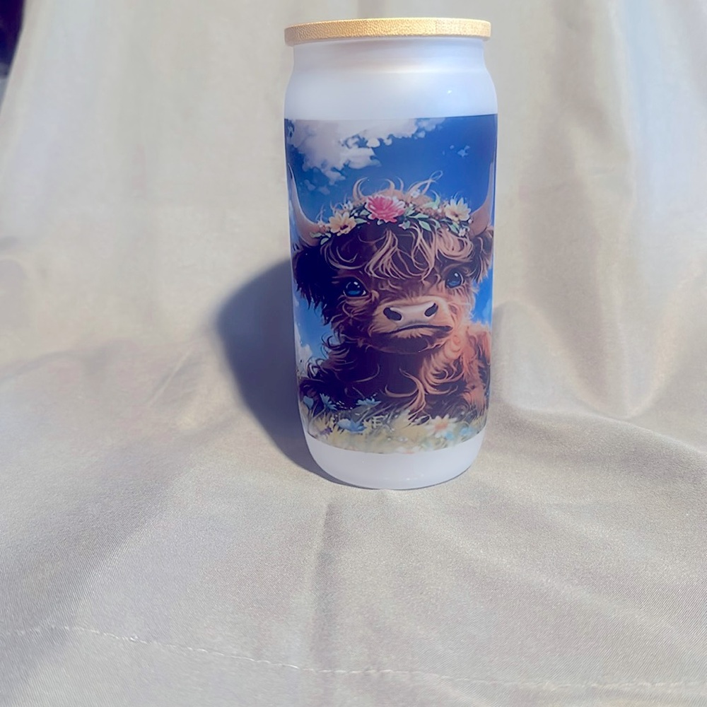 Highland cow glass beer can